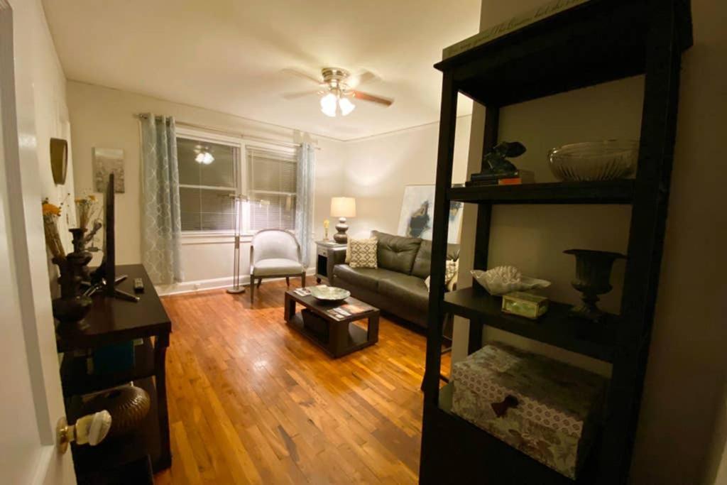 Darling Cottage In University Park Роли Экстерьер фото